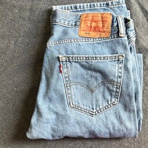 Levi jeans 30 X 32